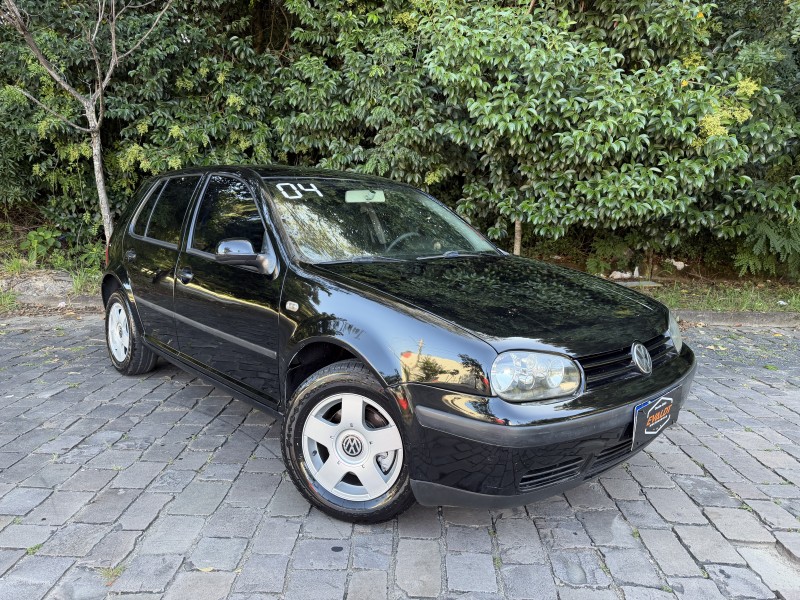 GOLF 2.0 MI 8V GASOLINA 4P MANUAL - 2004 - CAXIAS DO SUL