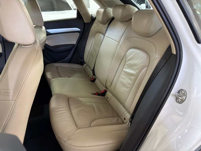 Q3 1.4 TFSI AMBITION GASOLINA 4P AUTOMÁTICA - 2016 - CAXIAS DO SUL