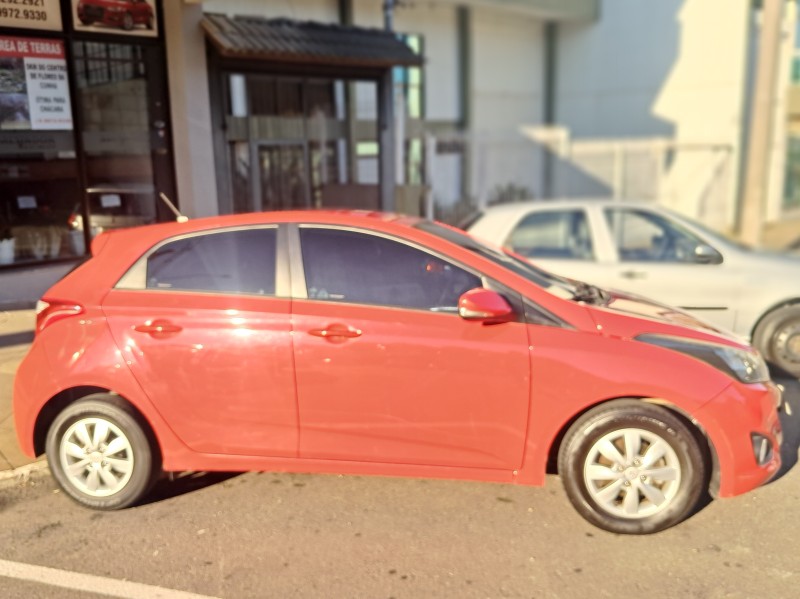 HB20 1.0 COMFORT 16V FLEX 4P MANUAL - 2014 - FLORES DA CUNHA