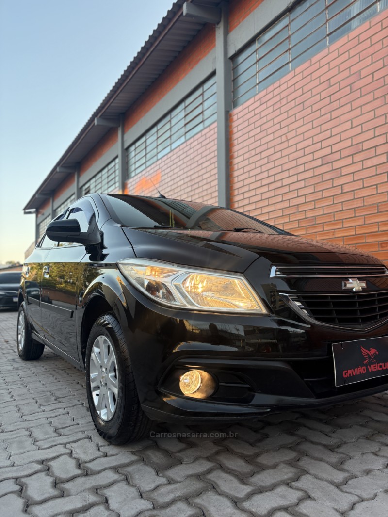 ONIX 1.0 LT 12V FLEX 4P MANUAL - 2013 - CAXIAS DO SUL