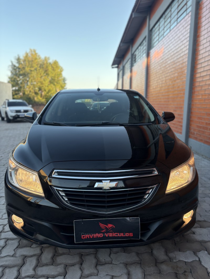 ONIX 1.0 LT 12V FLEX 4P MANUAL - 2013 - CAXIAS DO SUL
