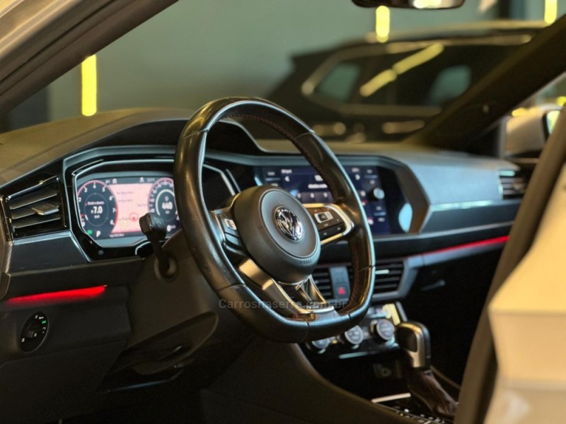 JETTA 2.0 16V TSI GLI 350 GASOLINA 4P AUTOMÁTICO - 2020 - CAXIAS DO SUL