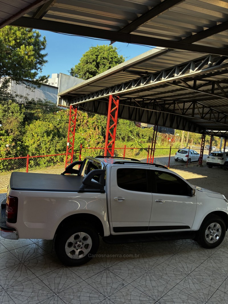 S10 2.4 LT 4X2 CD 8V FLEX 4P MANUAL - 2013 - CAXIAS DO SUL