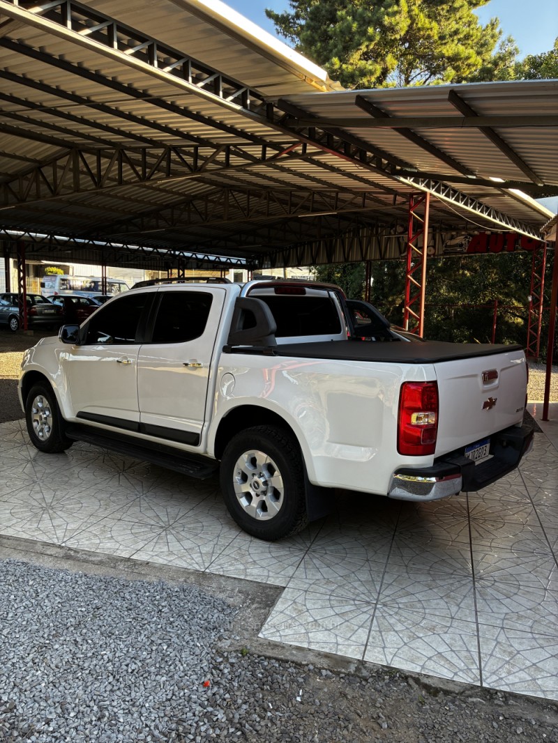 S10 2.4 LT 4X2 CD 8V FLEX 4P MANUAL - 2013 - CAXIAS DO SUL