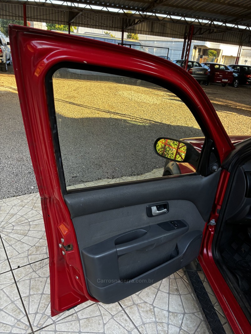 PALIO 1.8 MPI R 8V FLEX 4P MANUAL - 2005 - CAXIAS DO SUL