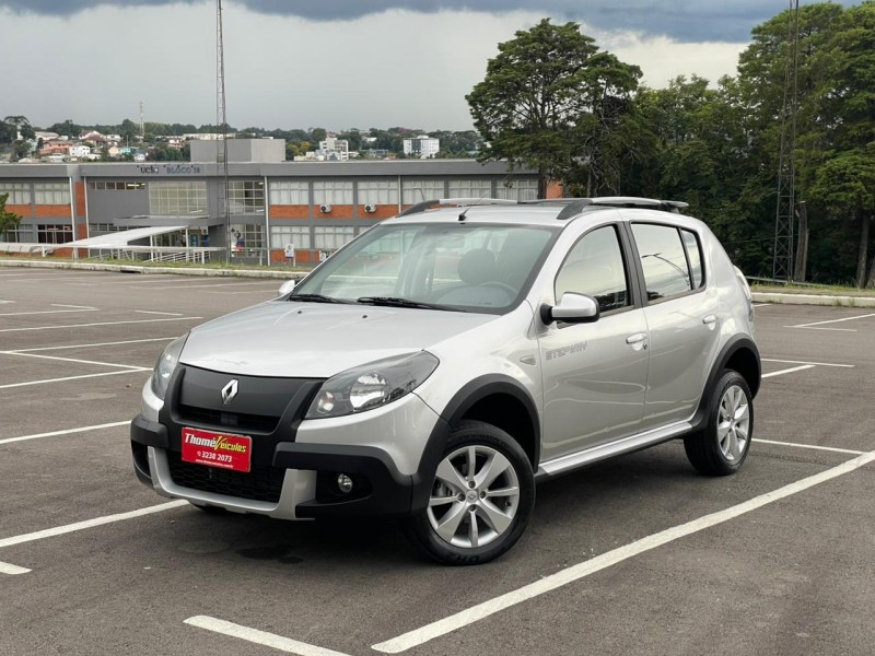 sandero 1.6 stepway 8v flex 4p manual 2014 caxias do sul