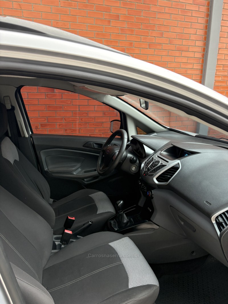 ECOSPORT 1.6 SE 16V FLEX 4P MANUAL - 2017 - CAXIAS DO SUL