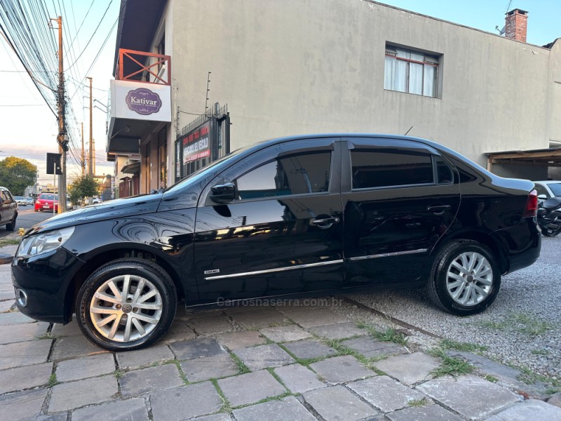 VOYAGE 1.6 MI TREND 8V FLEX 4P MANUAL - 2010 - CAXIAS DO SUL