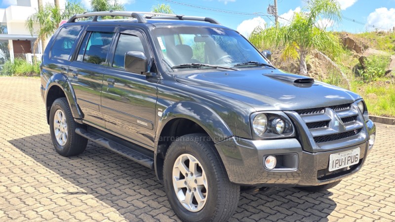PAJERO 2.5 HD 4X4 8V TURBO INTERCOOLER DIESEL 4P MANUAL - 2010 - SãO MARCOS