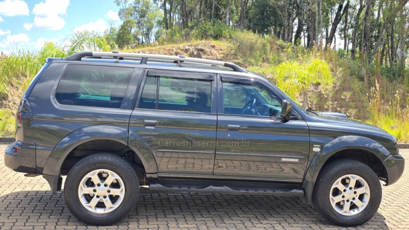 PAJERO 2.5 HD 4X4 8V TURBO INTERCOOLER DIESEL 4P MANUAL - 2010 - SãO MARCOS