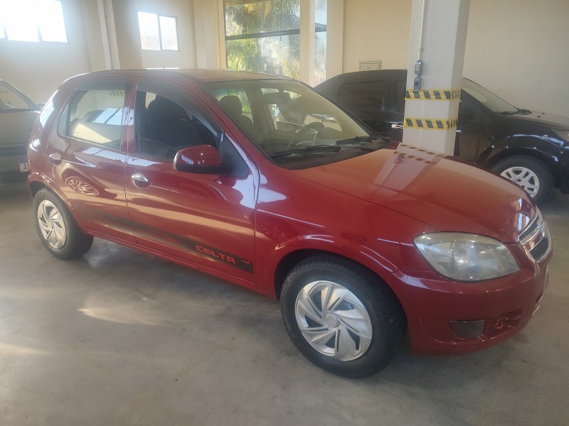 CELTA 1.0 MPFI SPIRIT 8V FLEX 4P MANUAL - 2014 - CAXIAS DO SUL