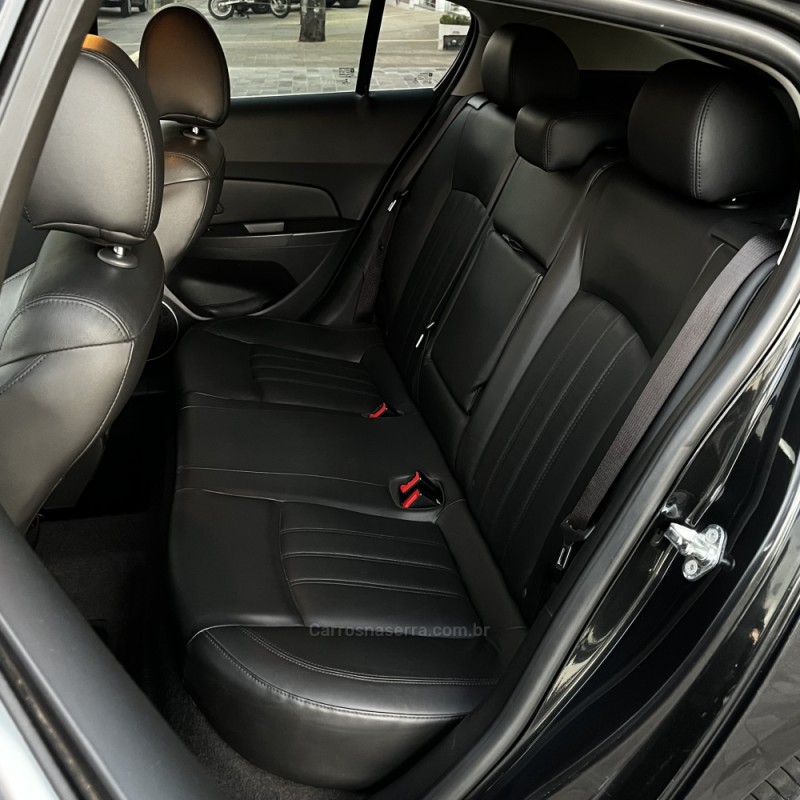 CRUZE 1.8 LT SPORT6 16V FLEX 4P AUTOMÁTICO - 2014 - VACARIA