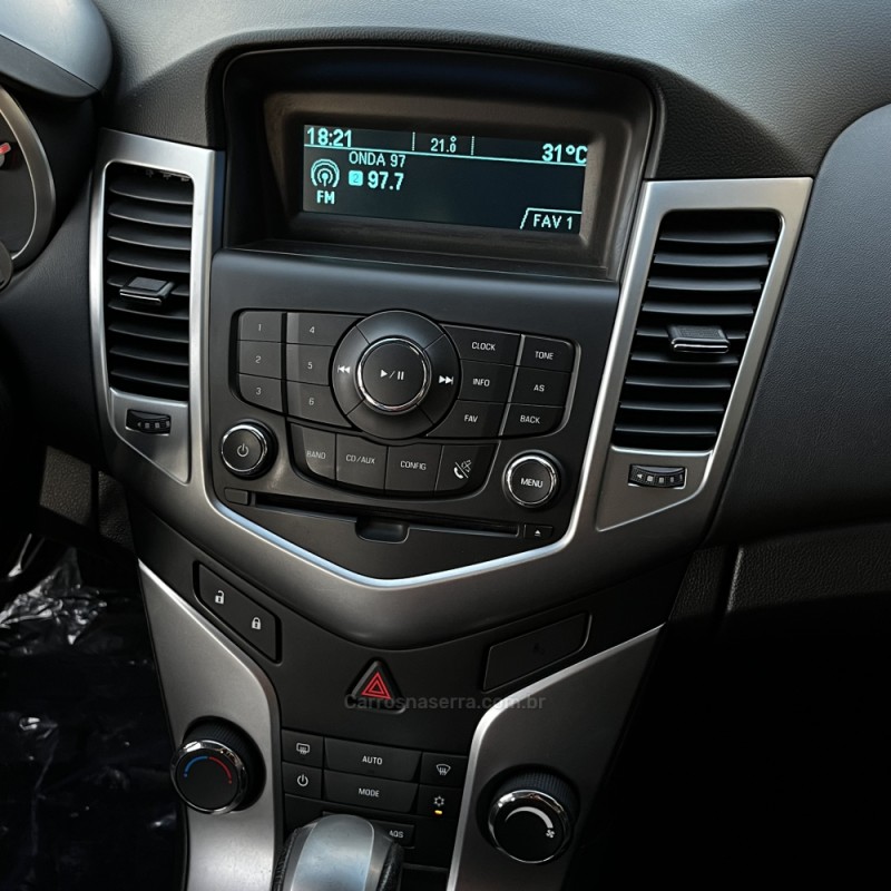 CRUZE 1.8 LT SPORT6 16V FLEX 4P AUTOMÁTICO - 2014 - VACARIA