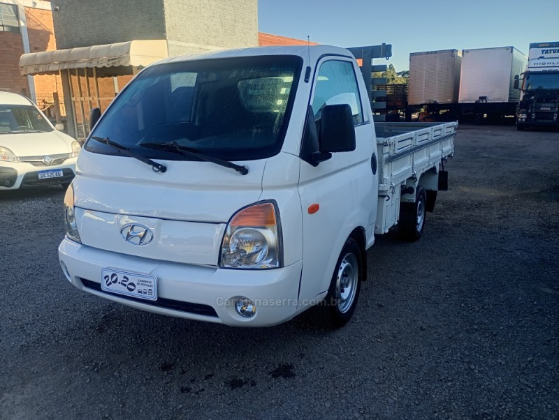 HR 2.5 TCI HDB BAU 4X2 8V 97CV TURBO INTERCOOLER DIESEL 2P MANUAL - 2011 - FARROUPILHA