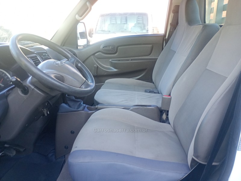 HR 2.5 TCI HDB BAU 4X2 8V 97CV TURBO INTERCOOLER DIESEL 2P MANUAL - 2011 - FARROUPILHA