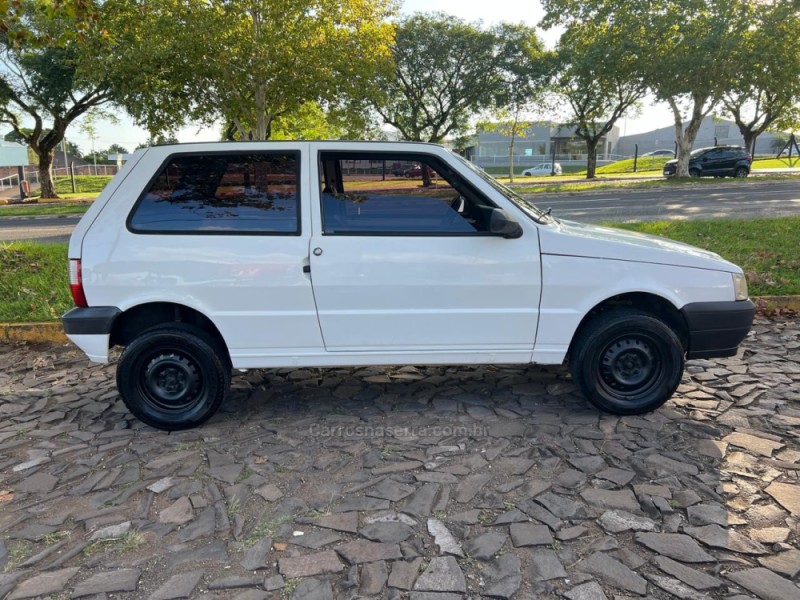 UNO 1.0 MPI MILLE FIRE ECONOMY 8V FLEX 2P MANUAL - 2011 - DOIS IRMãOS