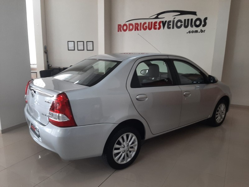 ETIOS 1.5 XLS SEDAN 16V FLEX 4P MANUAL - 2016 - CAXIAS DO SUL