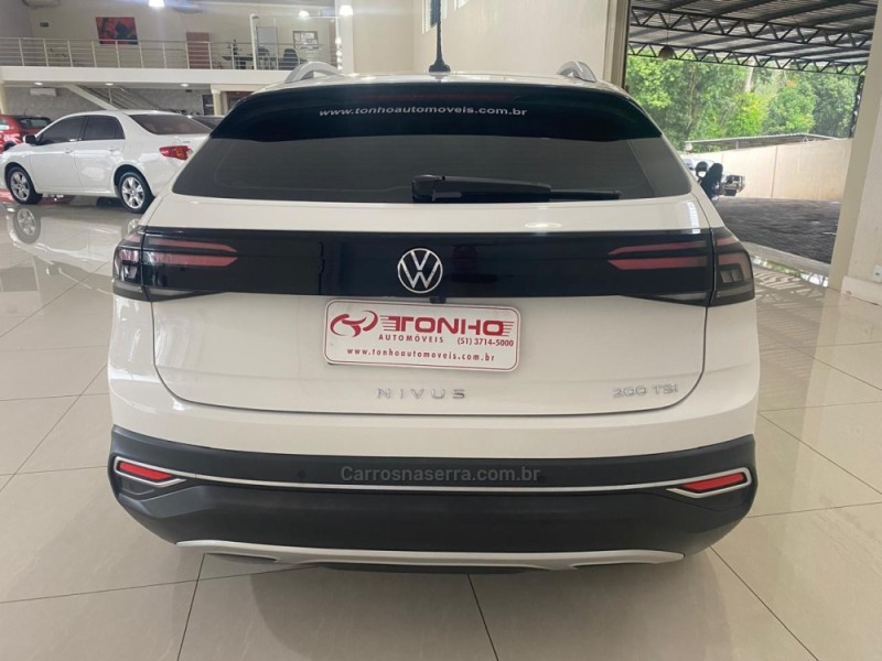 NIVUS 1.0 TSI HIGHLINE FLEX 4P AUTOMÁTICO - 2021 - LAJEADO