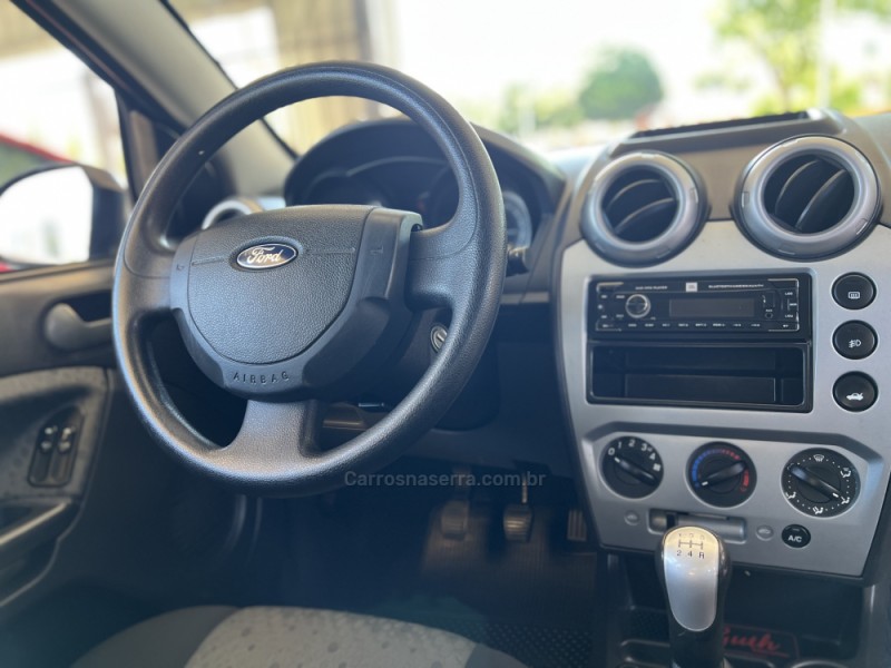 FIESTA 1.6 ROCAM HATCH 8V FLEX 4P MANUAL - 2014 - BOM PRINCíPIO