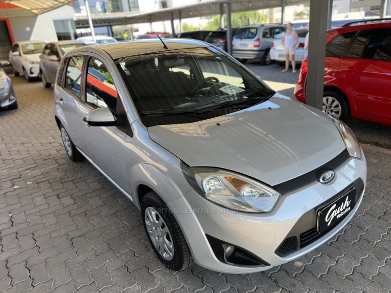 FIESTA 1.6 ROCAM HATCH 8V FLEX 4P MANUAL - 2014 - BOM PRINCíPIO