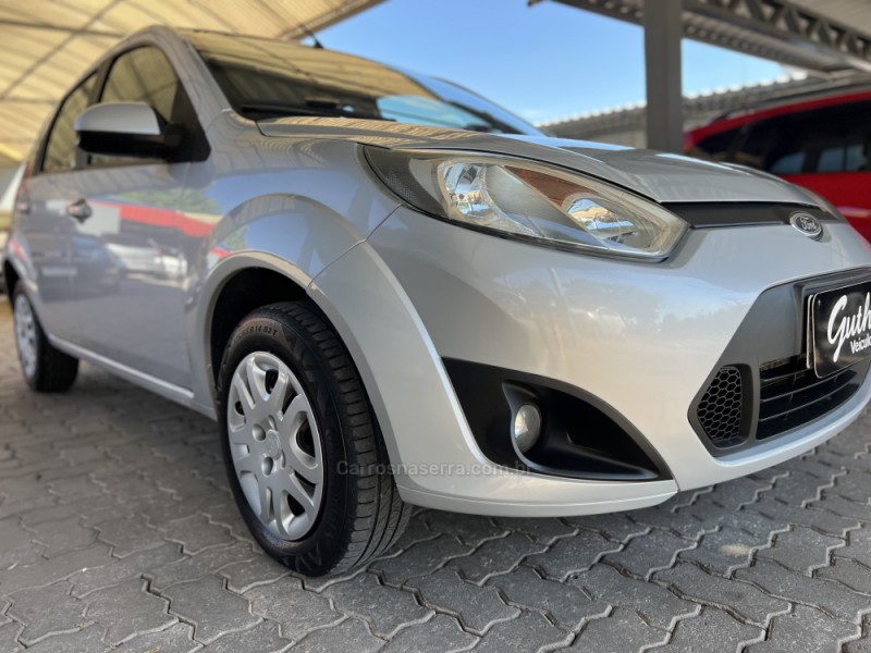 FIESTA 1.6 ROCAM HATCH 8V FLEX 4P MANUAL - 2014 - BOM PRINCíPIO