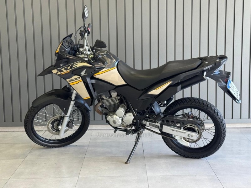 XRE 300 ABS - 2023 - DOIS IRMãOS