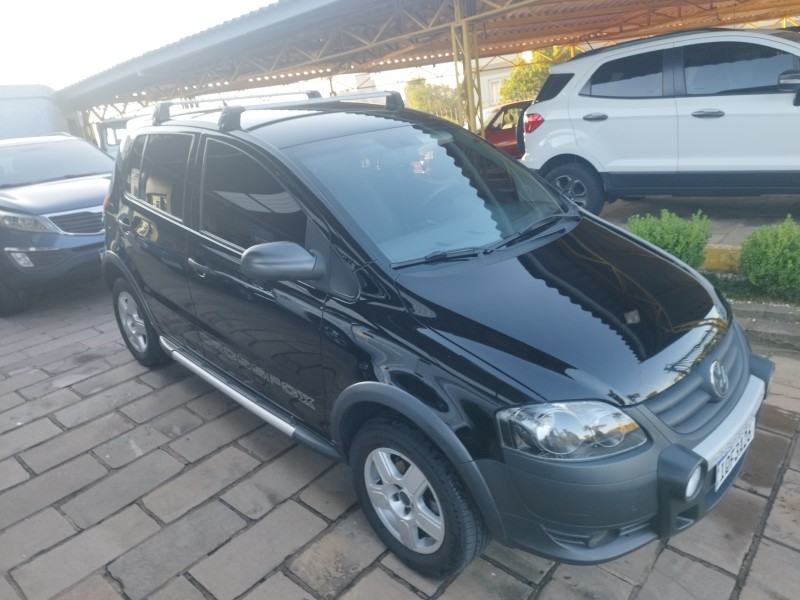 CROSSFOX 1.6 MI FLEX 8V 4P MANUAL - 2010 - VERANóPOLIS