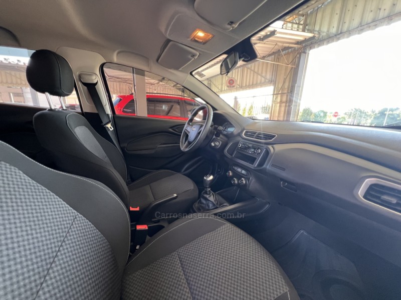 ONIX 1.0 LT 12V FLEX 4P MANUAL - 2018 - BOM PRINCíPIO