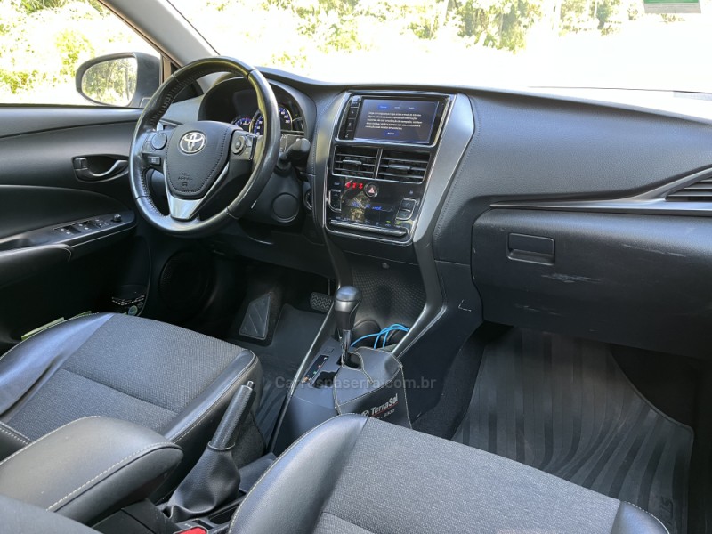 YARIS 1.5 XS SEDAN 16V FLEX 4P AUTOMÁTICO - 2023 - NOVA BASSANO