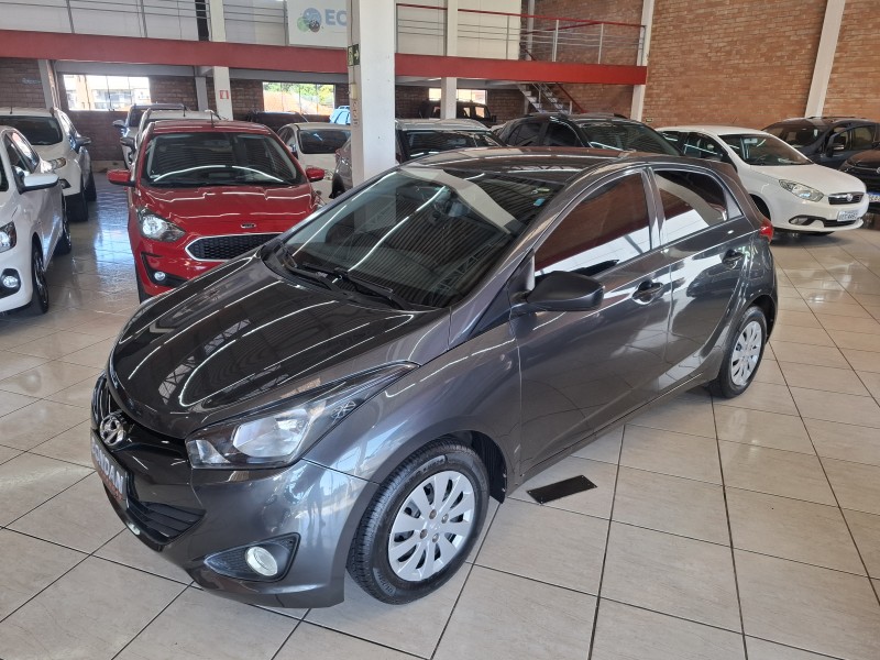 HB20 1.0 COMFORT 12V FLEX 4P MANUAL - 2014 - FARROUPILHA