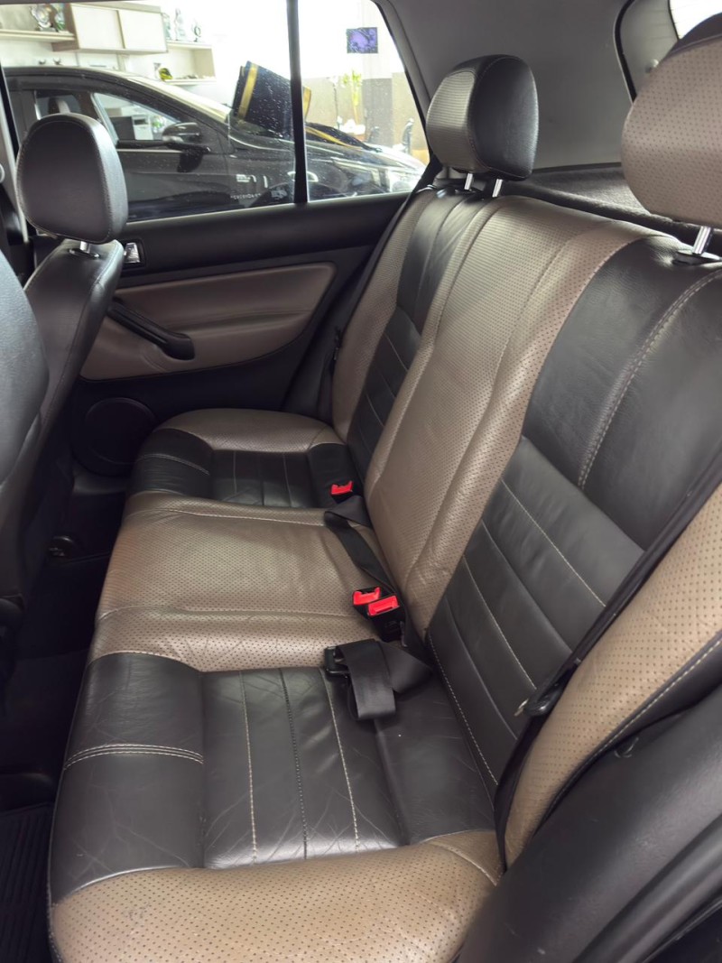 GOLF 1.6 MI SPORTLINE 8V FLEX 4P MANUAL - 2009 - CAXIAS DO SUL