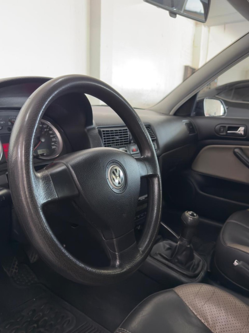 GOLF 1.6 MI SPORTLINE 8V FLEX 4P MANUAL - 2009 - CAXIAS DO SUL