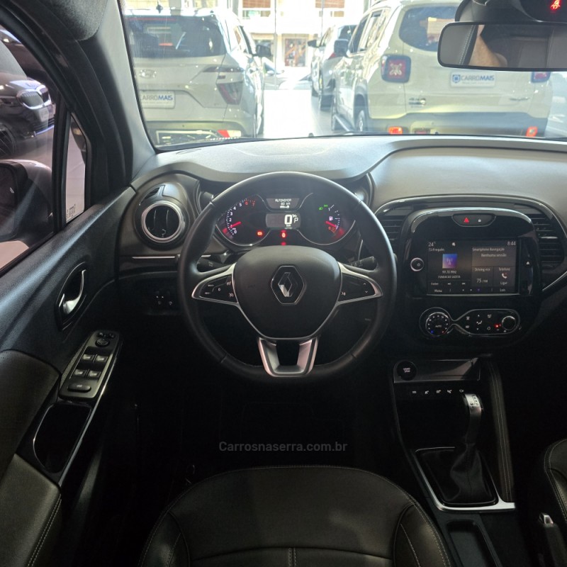 CAPTUR 1.3 ICONIC 16V TURBO FLEX 4P AUTOMÁTICO - 2024 - SANTA CRUZ DO SUL