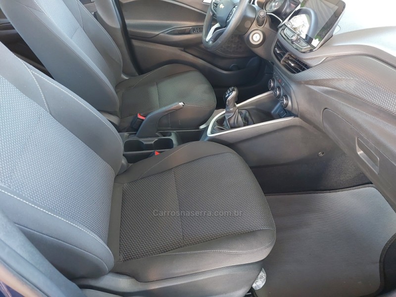 ONIX 1.0 SEDAN PLUS LT 12V FLEX 4P MANUAL - 2022 - CAXIAS DO SUL