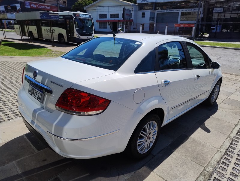 LINEA 1.8 ESSENCE 16V FLEX 4P MANUAL - 2015 - CAXIAS DO SUL
