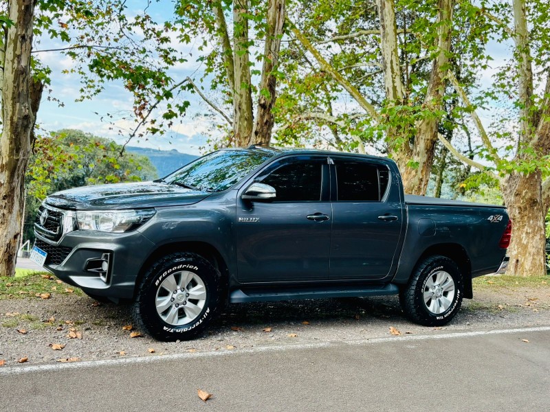 HILUX 2.8 SR 4X4 CD 16V DIESEL 4P AUTOMÁTICO - 2019 - FARROUPILHA