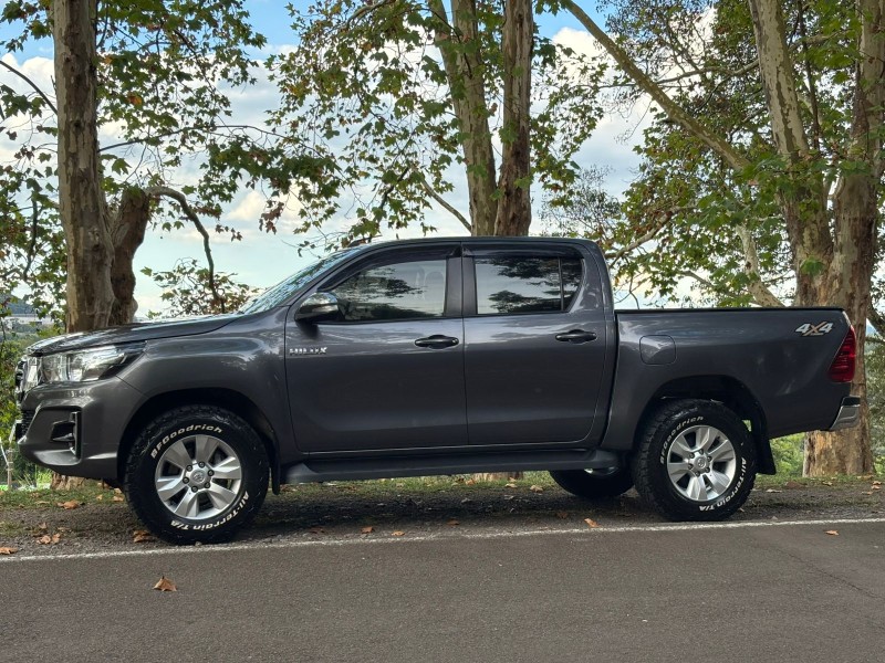 HILUX 2.8 SR 4X4 CD 16V DIESEL 4P AUTOMÁTICO - 2019 - FARROUPILHA