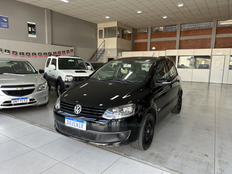 FOX 1.0 MI TREND 8V FLEX 4P MANUAL - 2012 - TAQUARA