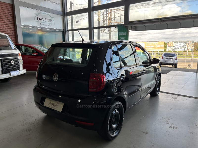 FOX 1.0 MI TREND 8V FLEX 4P MANUAL - 2012 - TAQUARA