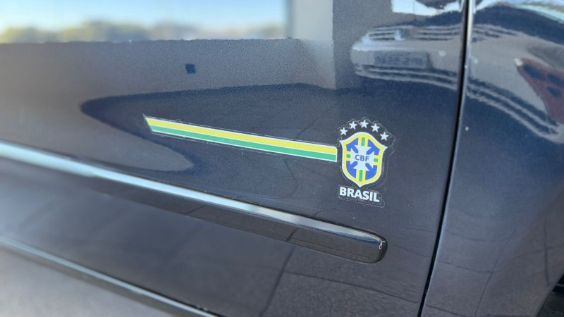 GOL 1.0 MI SELEÇÃO 8V FLEX 4P MANUAL G.V - 2011 - CAXIAS DO SUL