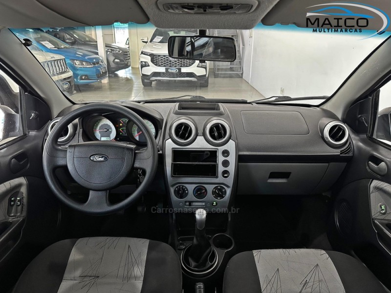 FIESTA 1.0 ROCAM HATCH 8V FLEX 4P MANUAL - 2009 - NOVO HAMBURGO