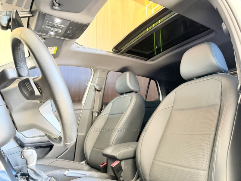 T-CROSS 1.0 COMFORTLINE TSI FLEX 4P AUTOMÁTICO - 2024 - LAJEADO