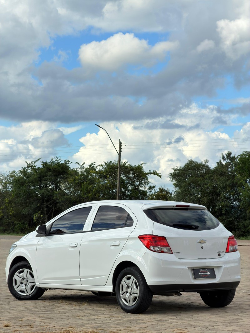 ONIX 1.0 LT PLUS 8V FLEX 4P MANUAL - 2013 - ANTôNIO PRADO