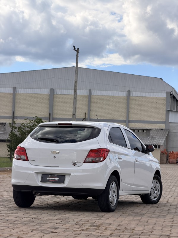 ONIX 1.0 LT PLUS 8V FLEX 4P MANUAL - 2013 - ANTôNIO PRADO