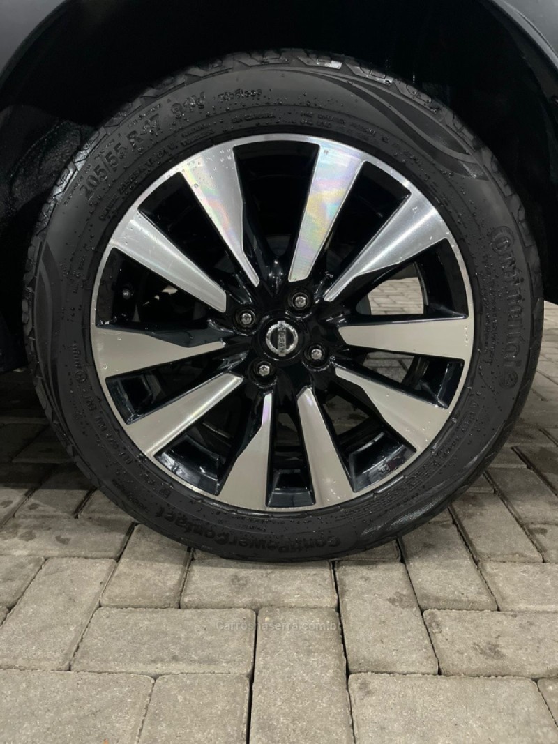 KICKS 1.6 16V FLEX SV 4P XTRONIC - 2017 - CAXIAS DO SUL