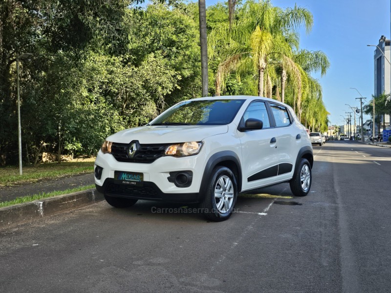 KWID 1.0 12V SCE FLEX ZEN MANUAL - 2021 - CAMPO BOM