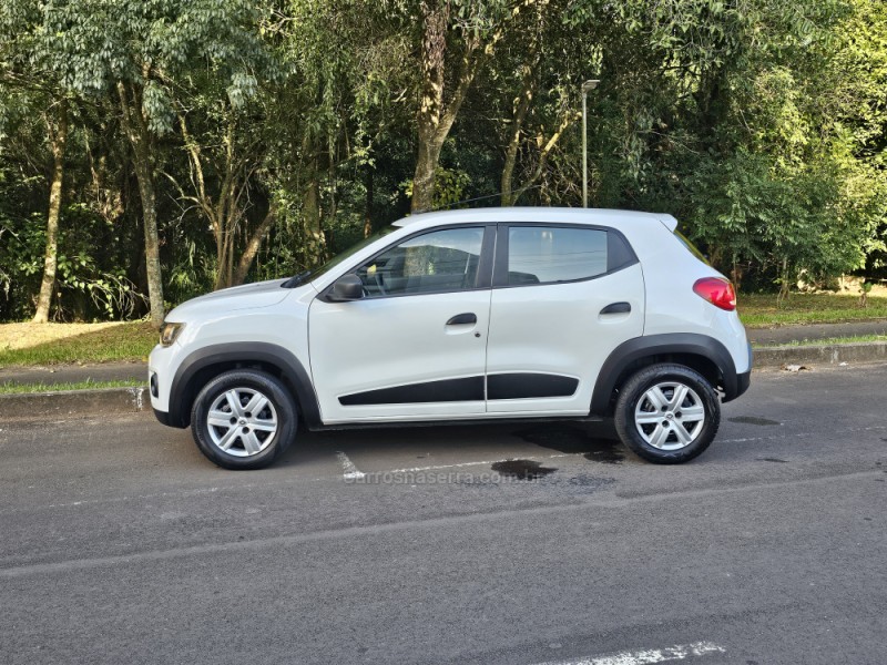 KWID 1.0 12V SCE FLEX ZEN MANUAL - 2021 - CAMPO BOM