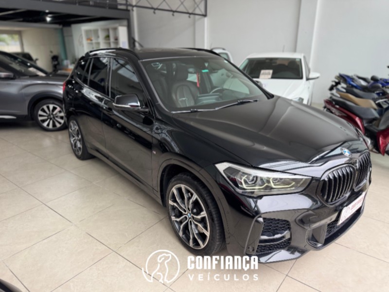 X1 2.0 SDRIVE20I M SPORT ACTIVEFLEX 25 ANOS 16V TURBO 4P AUTOMÁTICO - 2021 - BENTO GONçALVES