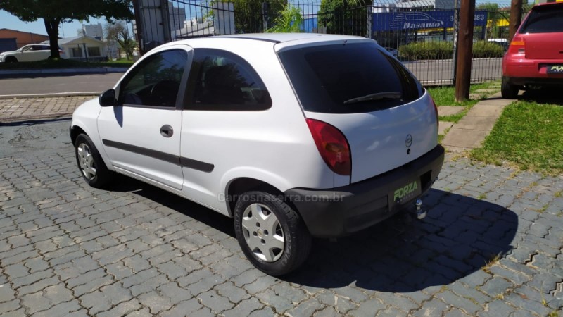 CELTA 1.0 MPFI 8V GASOLINA 2P MANUAL - 2001 - CAXIAS DO SUL