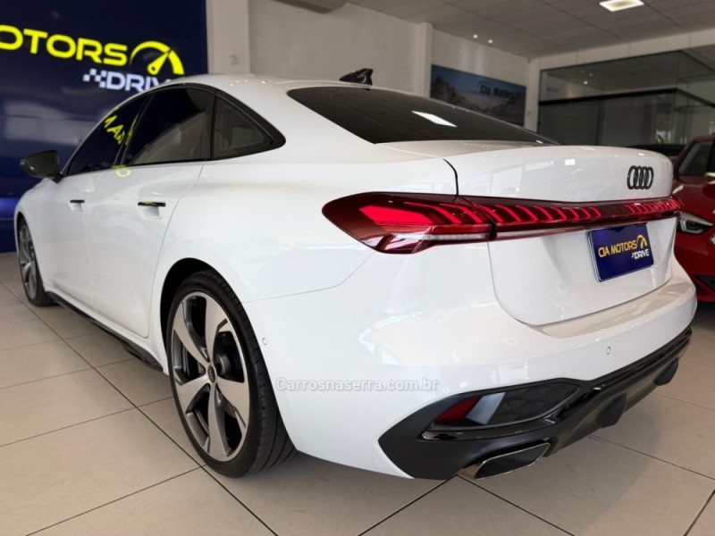 A5 2.0 TFSI SPORTBACK S LINE GASOLINA 4P AUTOMÁTICO - 2025 - SãO LEOPOLDO